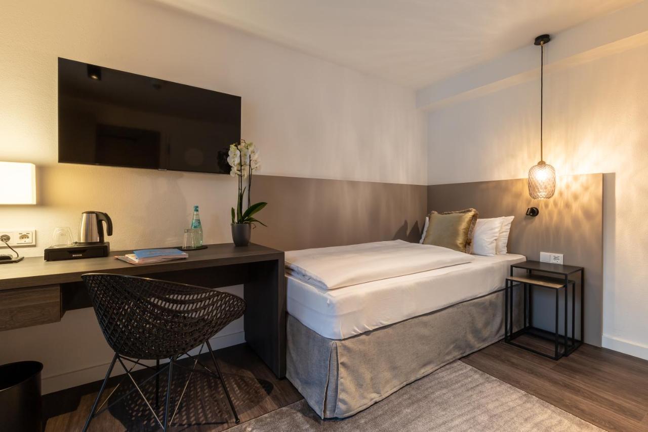 Hotel Weisses Ross 库姆巴赫 外观 照片
